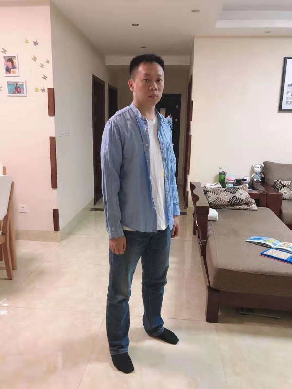 以勒的第一张照片--福鼎相亲网