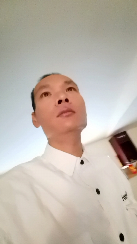 只影向谁去的第五张照片--福鼎相亲网